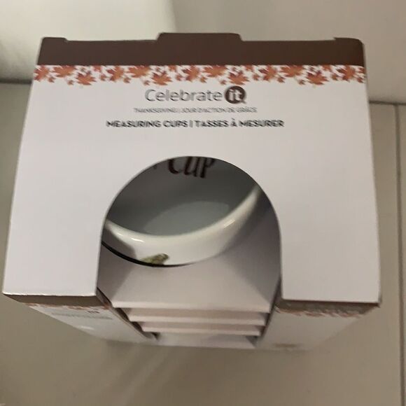 NWOT CELEBRATE IT MEASURING‎ CUPS 4 PIECES - Picture 4 of 5